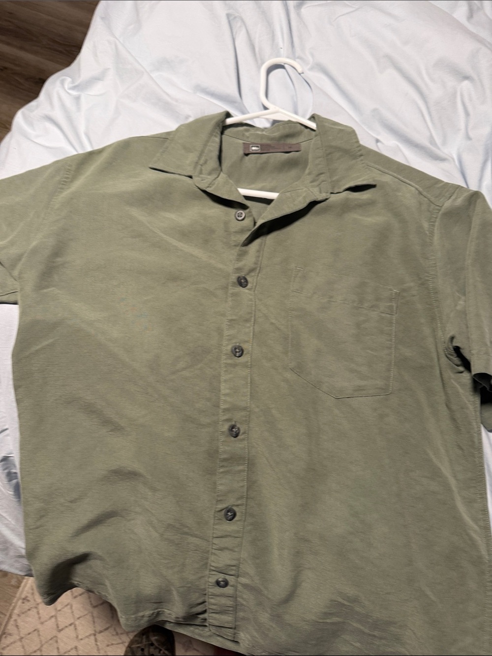 REI Olive Green Short-Sleeve Button-Down Shirt